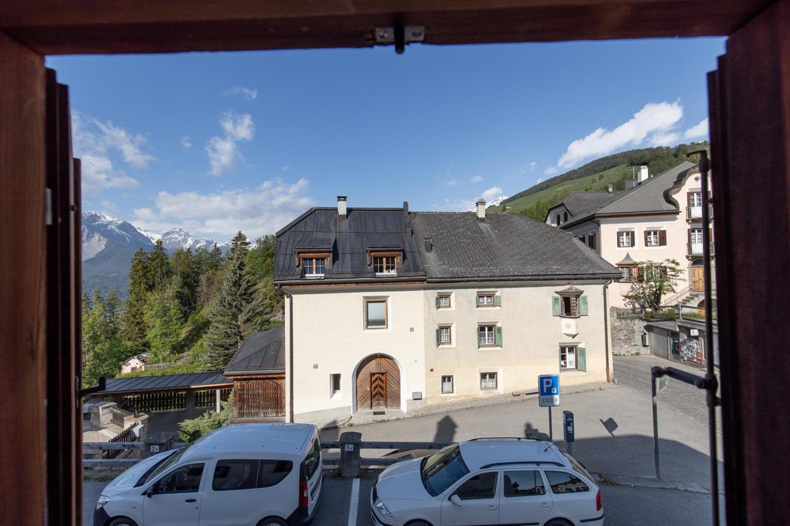 Apartament Chasa Tredeschin Scuol Zewnętrze zdjęcie